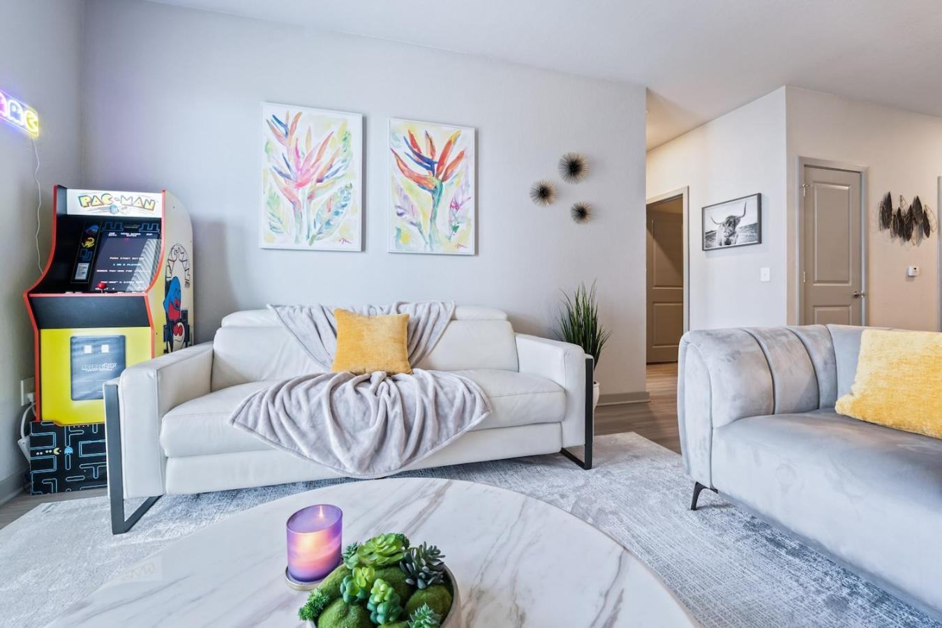 Tropicana Field 2 Bed In Dwtwn With Free Parking Διαμέρισμα Αγία Πετρούπολη Εξωτερικό φωτογραφία