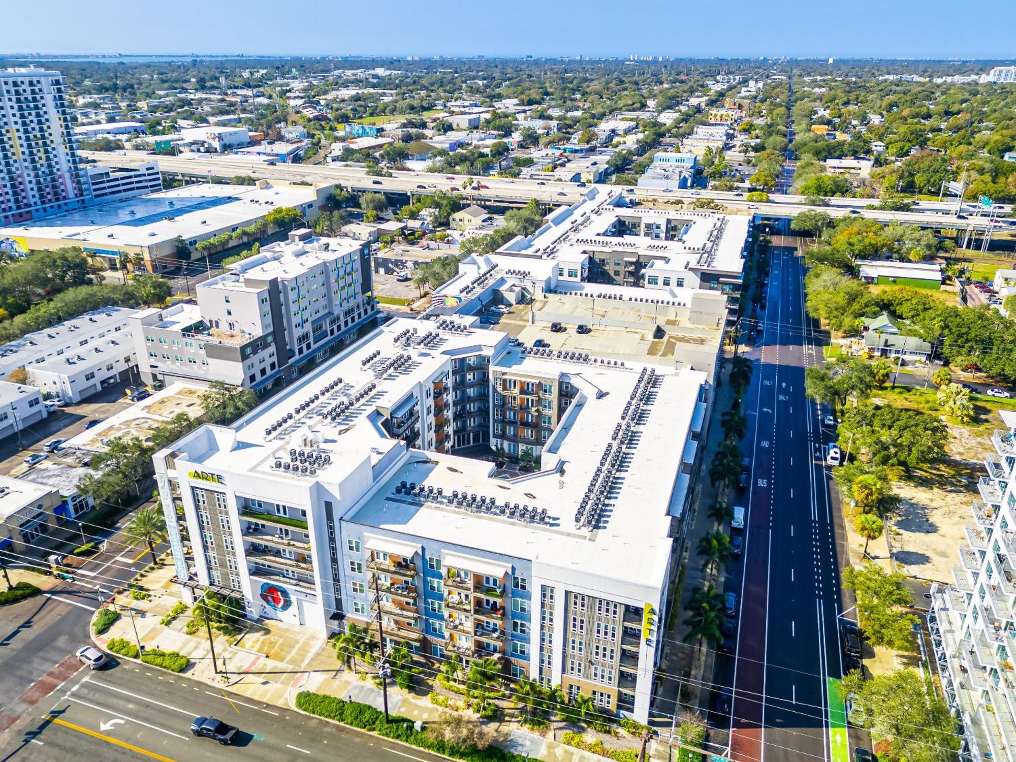 Tropicana Field 2 Bed In Dwtwn With Free Parking Διαμέρισμα Αγία Πετρούπολη Εξωτερικό φωτογραφία
